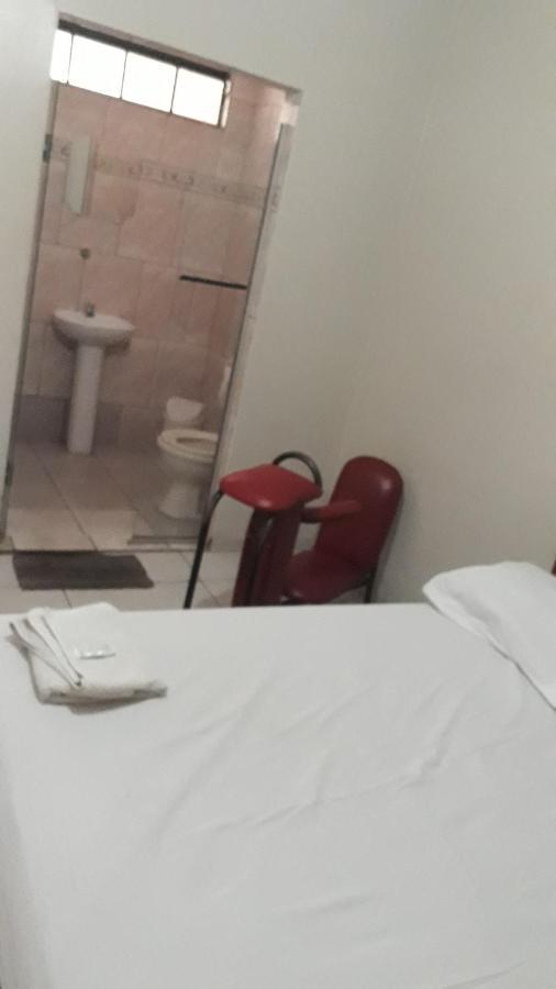 Planeta Sex Motel Сан-Жуан-дел-Рей Экстерьер фото